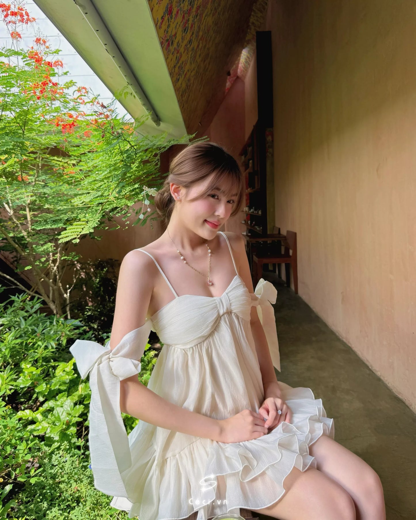 Ceci Phoebe Dress - Pearl Veil