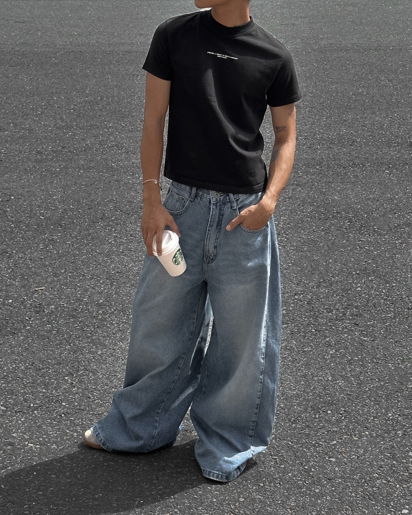 Hypnotism Pleated Wide Jeans