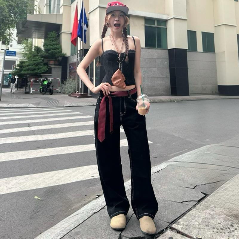WHOSE Embroidered Pocket Baggy Straight-Leg Jeans