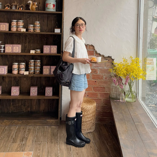 Aufra Studio Low-Rise Denim Shorts