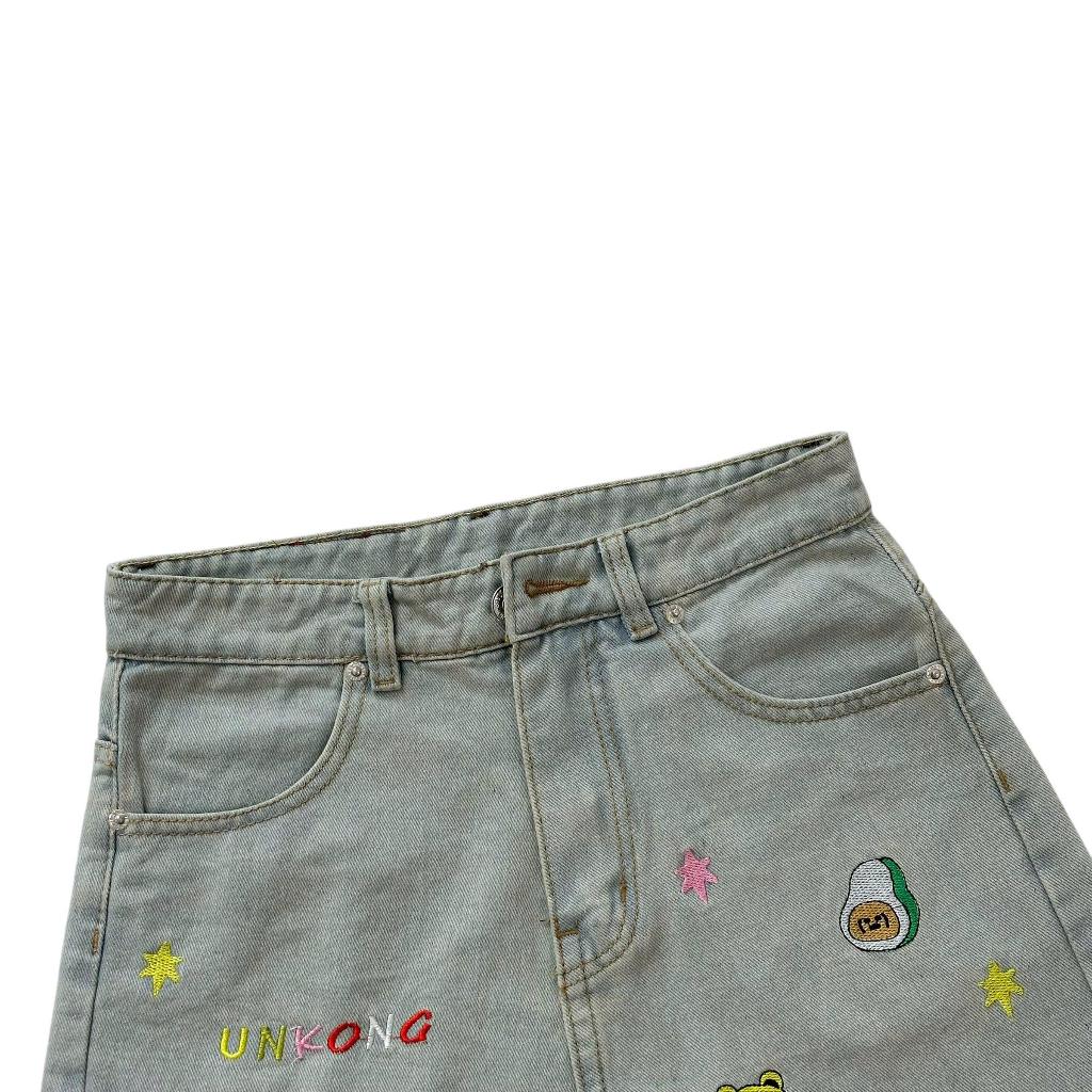 WHOSE Embroidered Pattern Denim Shorts