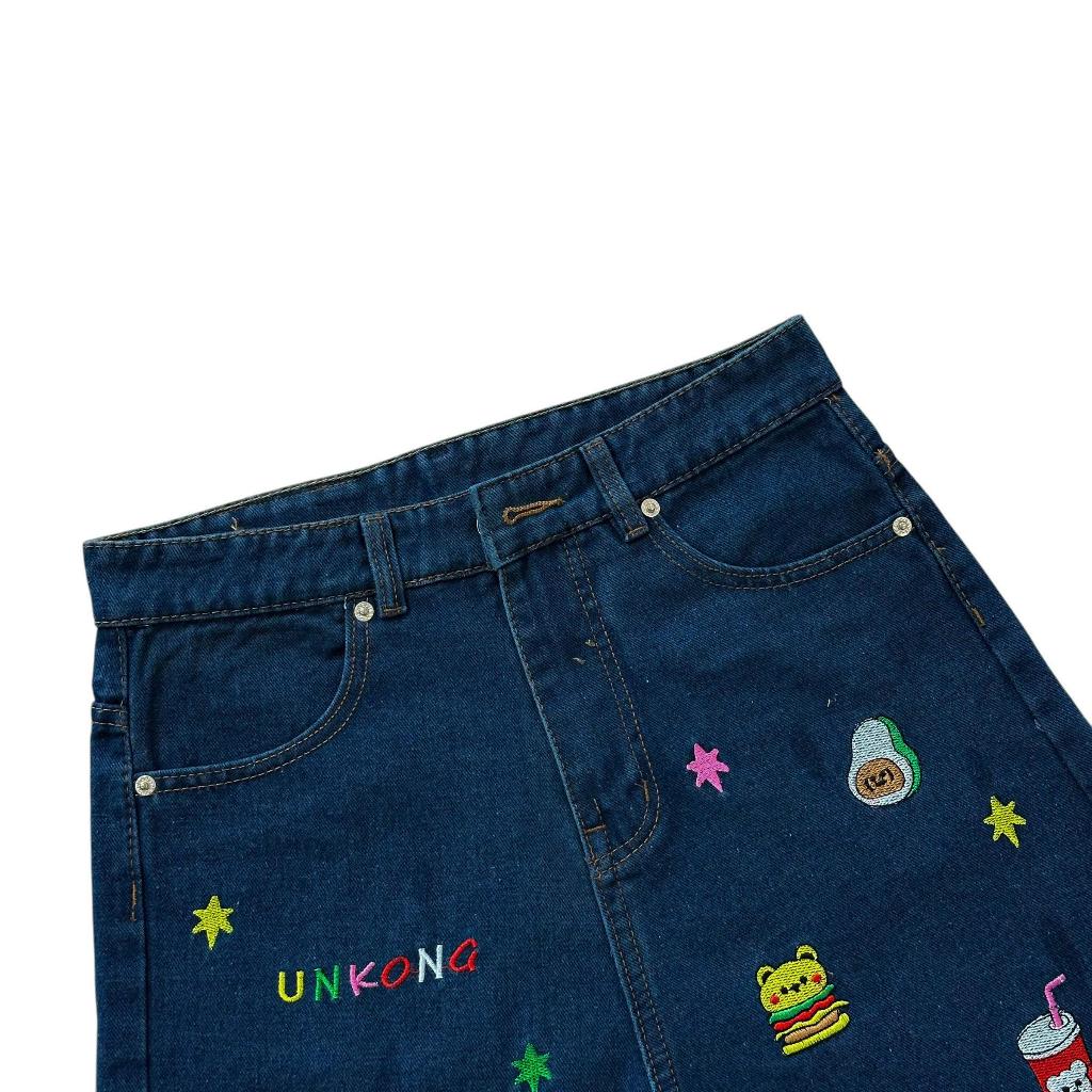 WHOSE Embroidered Pattern Denim Shorts