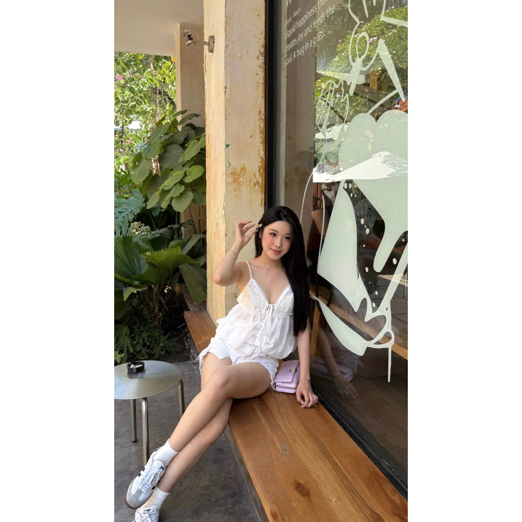Liberosis Rosy White Top