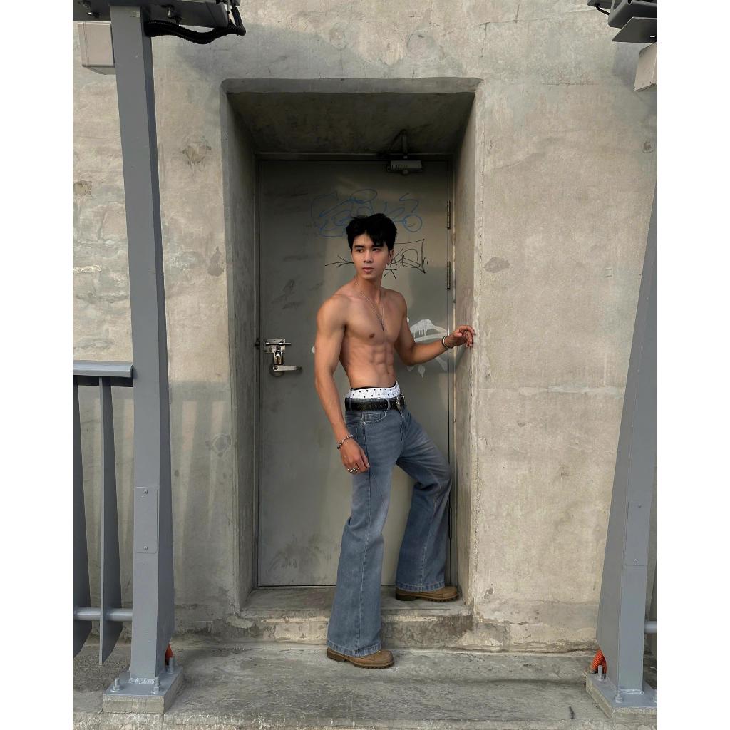 WHOSE Sky Blue Flared Jeans Wash Ver 1 (Pre-order)