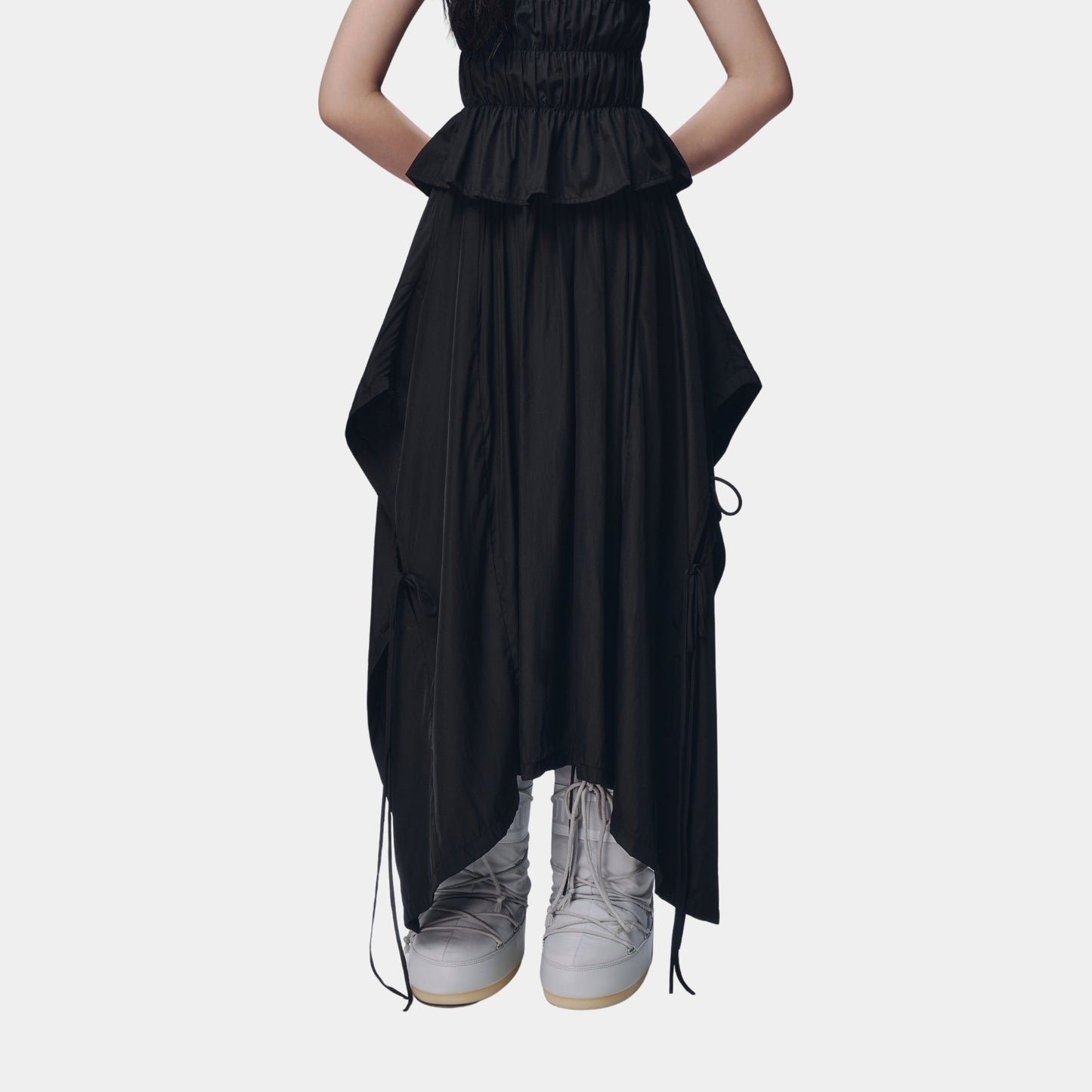 Bunny Hill Twyla Skirt (Black) (Pre-order) - Em Clothing