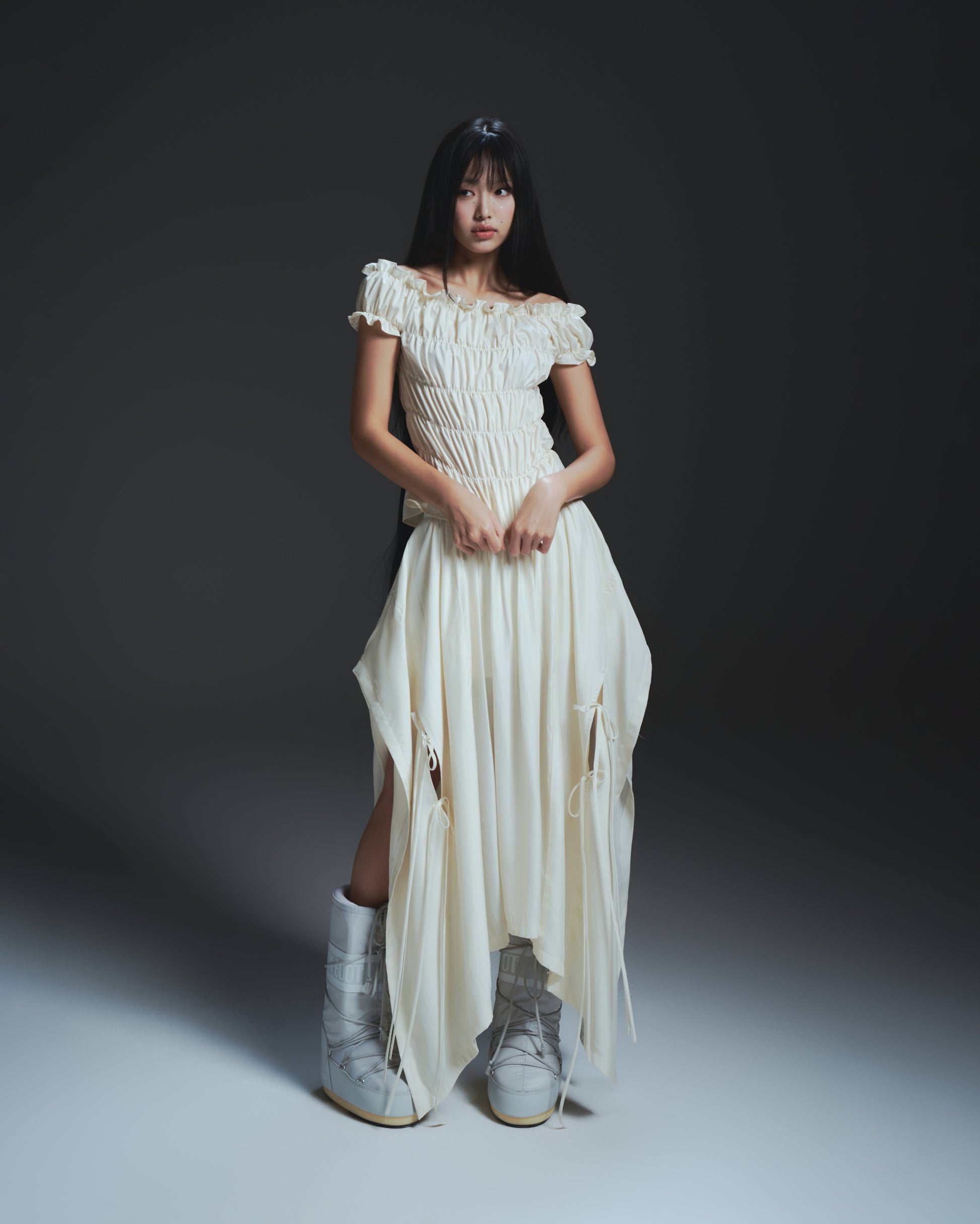 Bunny Hill Twyla Skirt (Ivory) (Pre-order) - Em Clothing