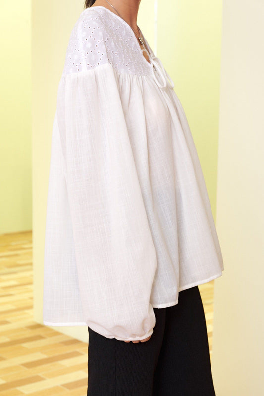 Libe V-Neck Ruched Top (Pre-order)