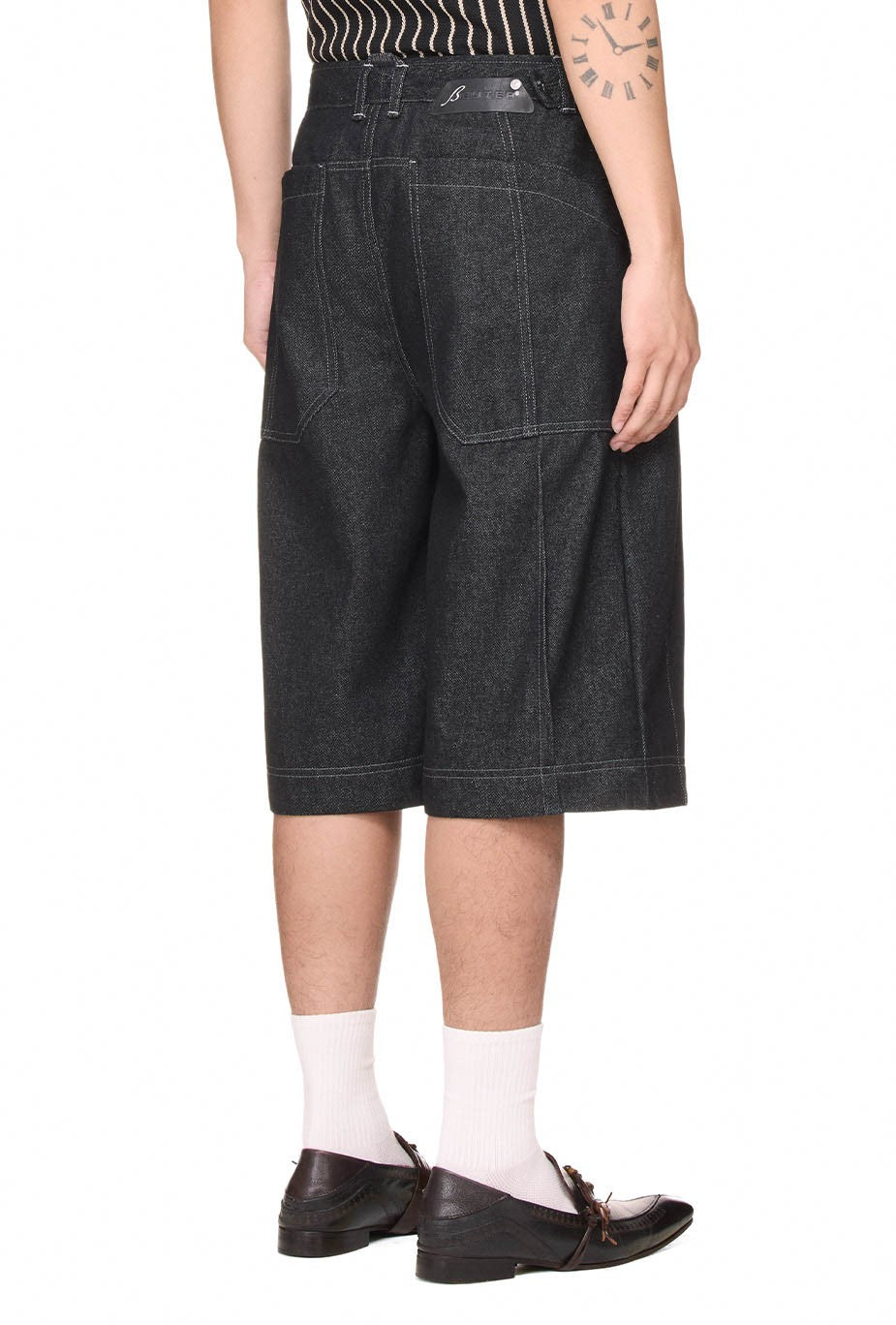 The Beuter Washed Denim Shorts - Black