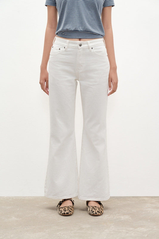 Libe White Flared Denim Jeans (Pre-order)