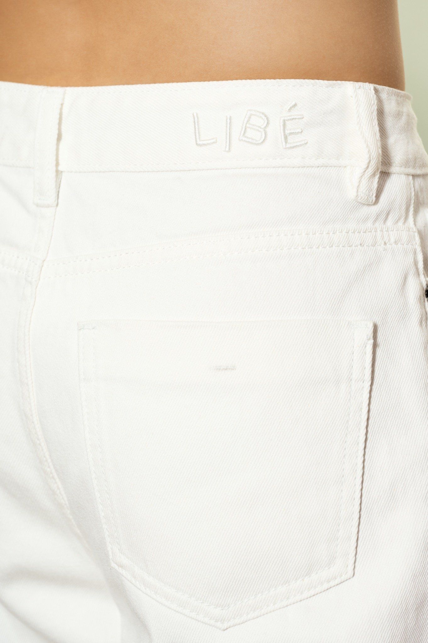 Libe White Straight Leg Jeans (Pre-order)