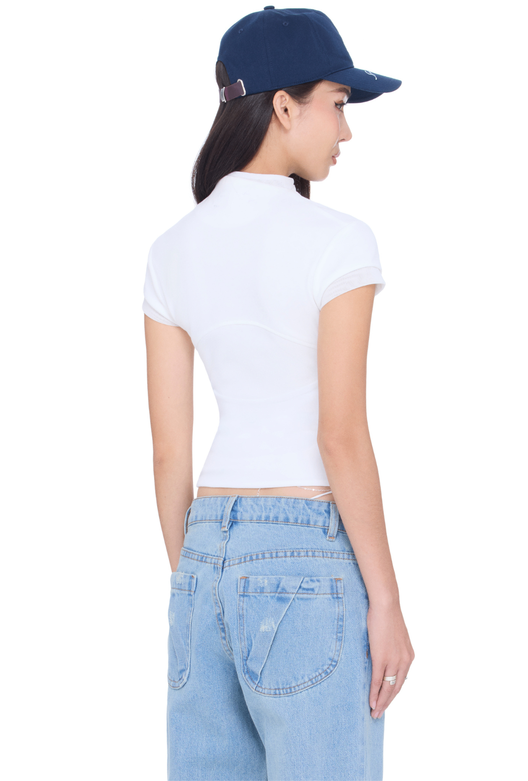 The Beuter Wmns White Ivory Half Zip Top
