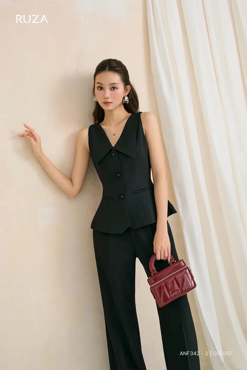 Ruza Basic Short-Sleeve Shirt ANF342