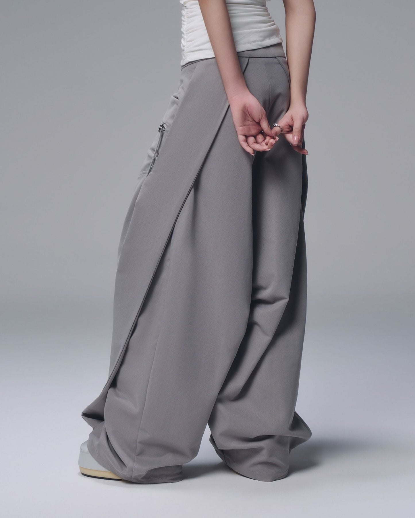 Bunny Hill Archer Pants (Grey)