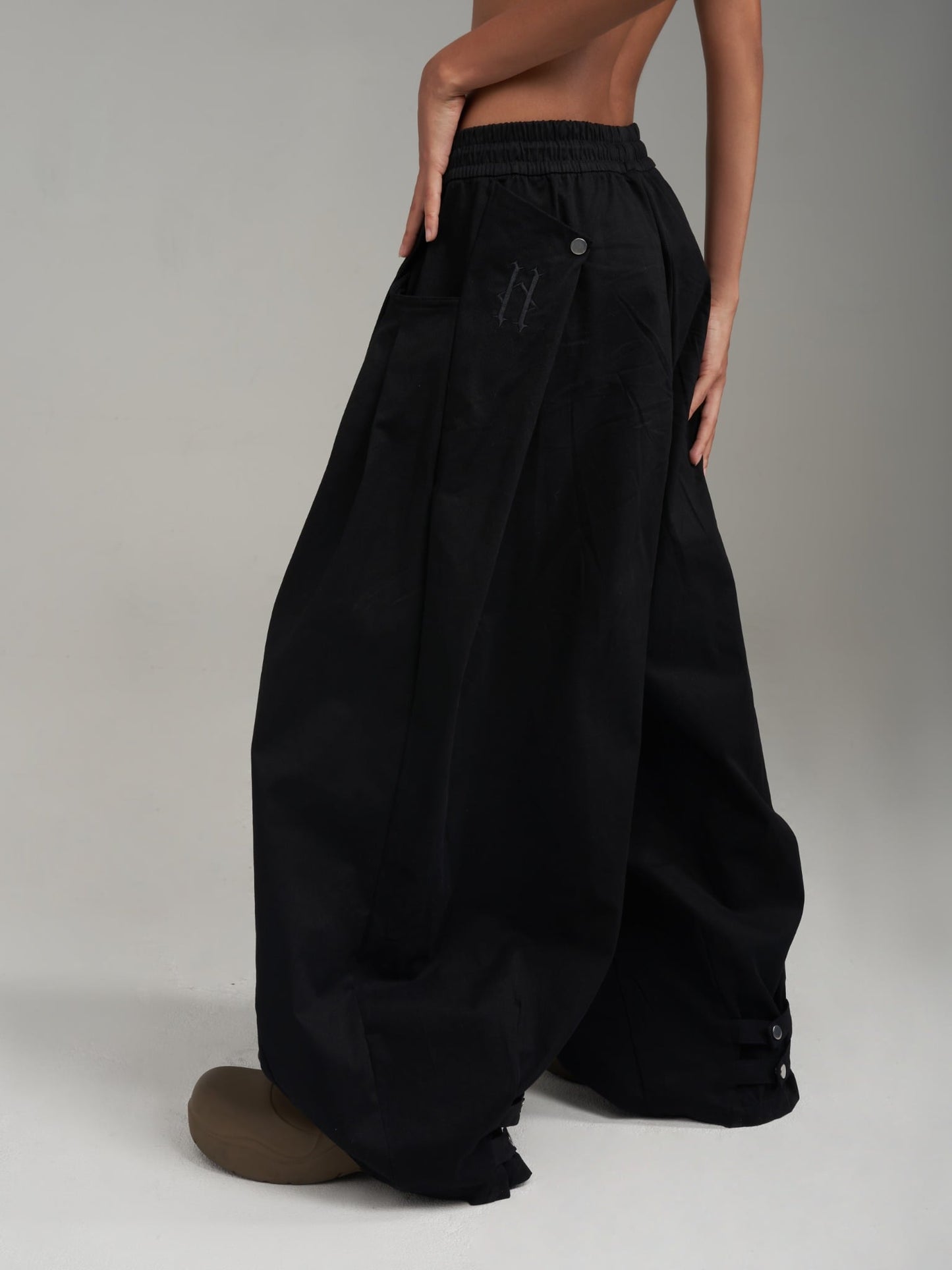 Hades Vindheirm Pants