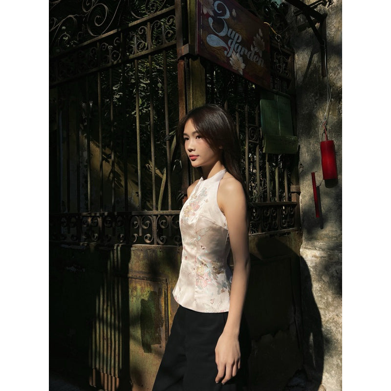 1member Minh Chau Top