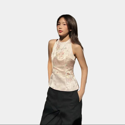 1member Minh Chau Top