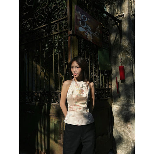 1member Minh Chau Top