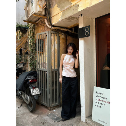 1member Minh Chau Top