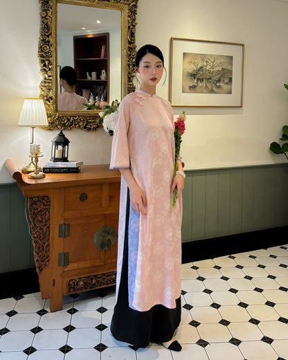 Mieufashionista Modern Ao Dai Nha Uyen