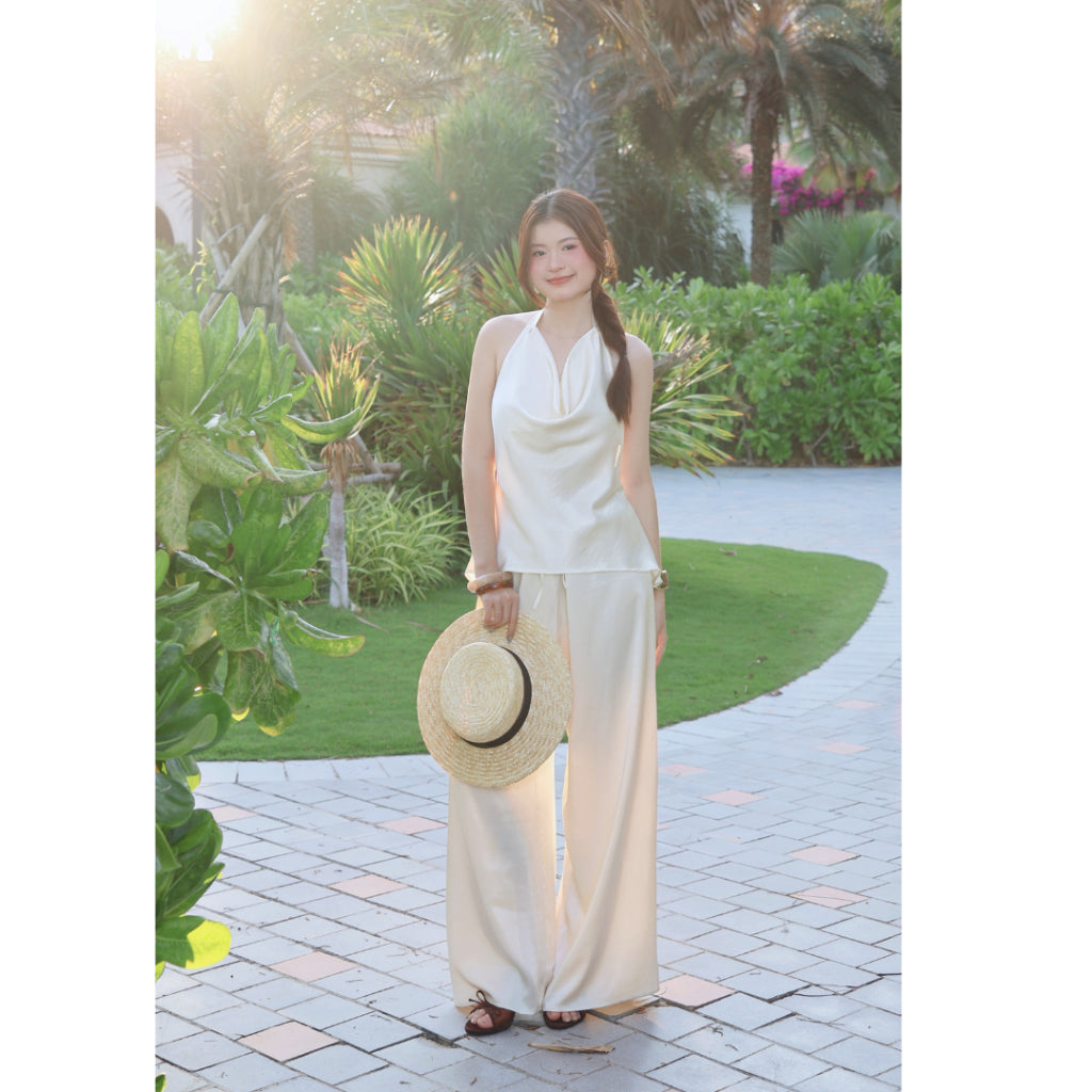 La Boutique Cowl Halter Silk Set