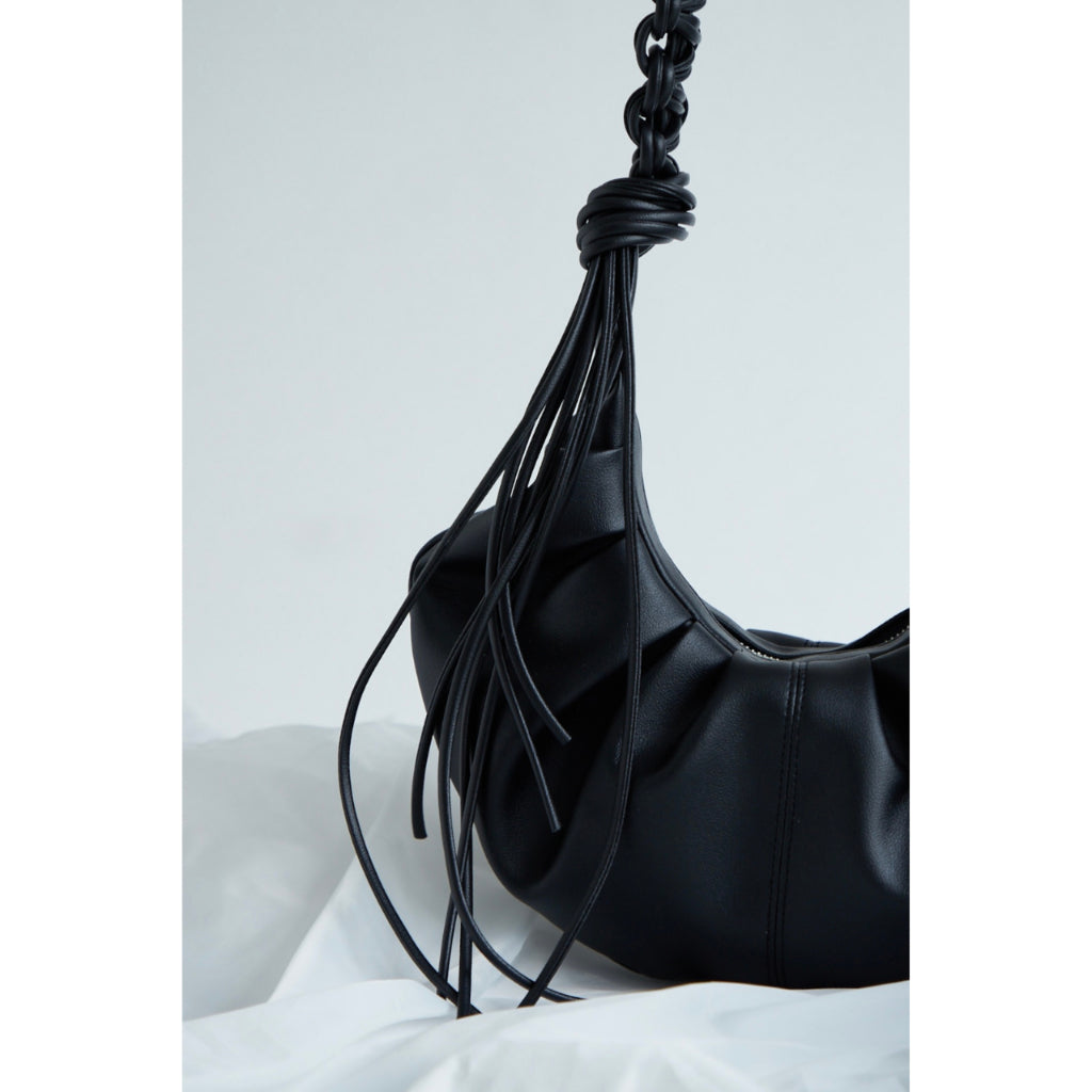 Ther Gab Vo So Bag In Black (Pre-order)