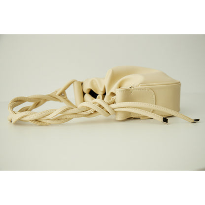 Ther Gab Banh Giay Bag In Beige (Pre-order)