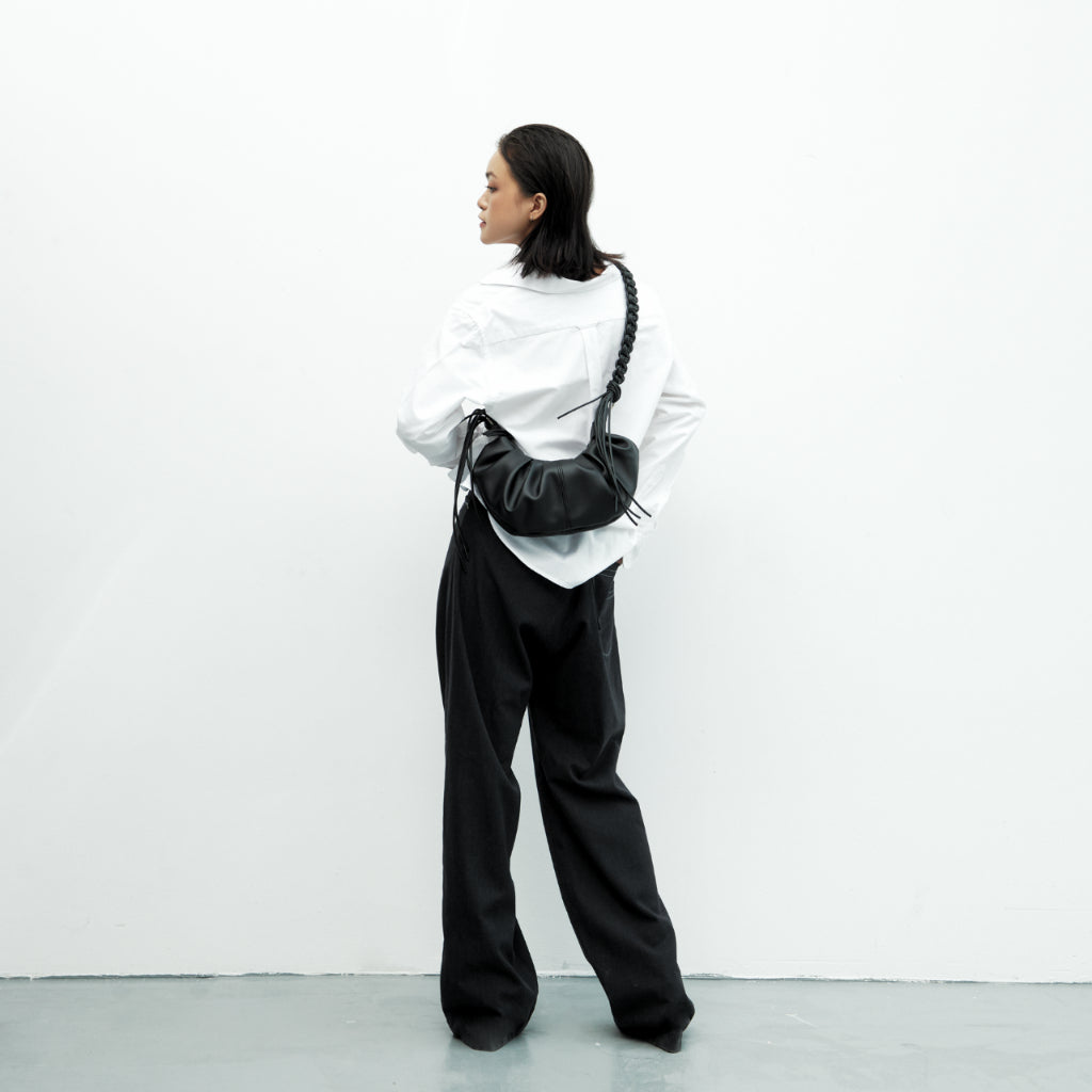 Ther Gab Vo So Bag In Black (Pre-order)