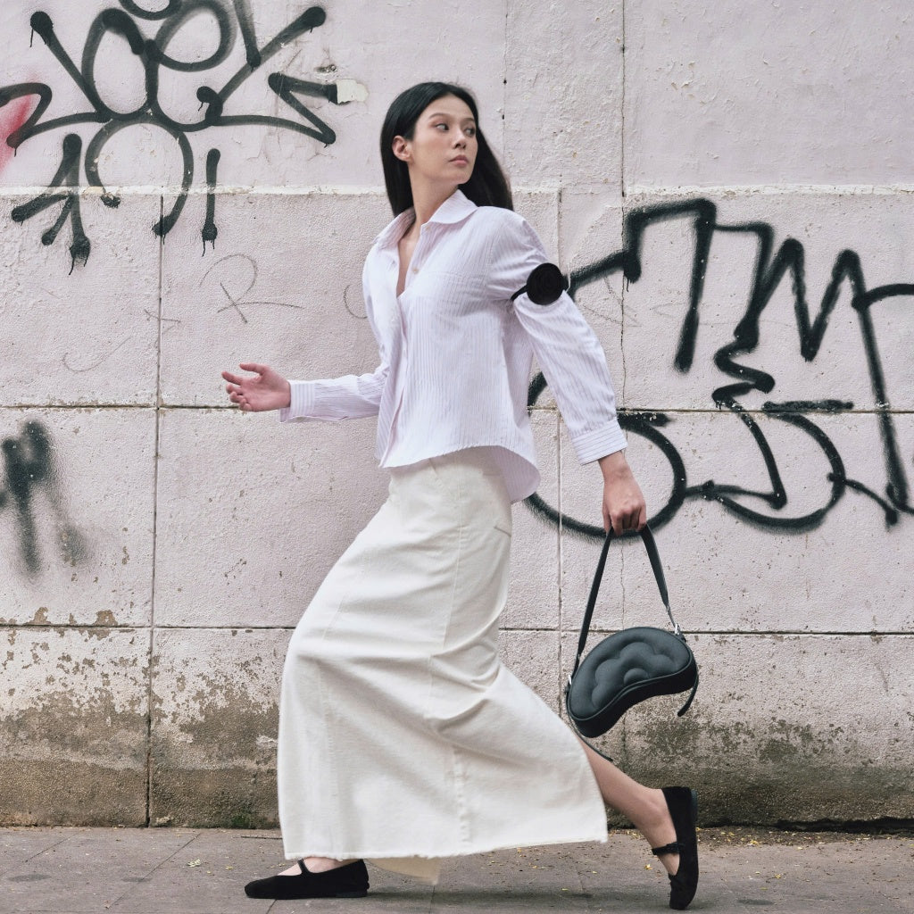 Ther Gab Hat Dau Bag In Black (Pre-order)