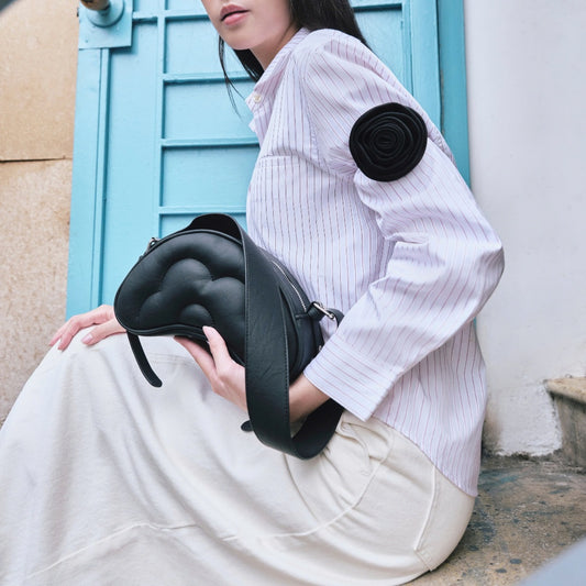 Ther Gab Hat Dau Bag In Black (Pre-order)