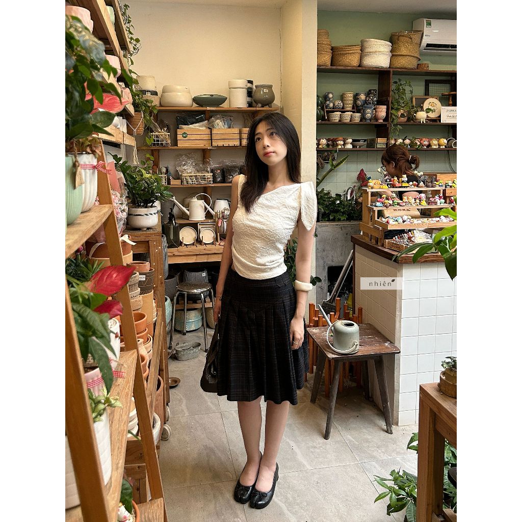 Nhien Vintage Riot Top