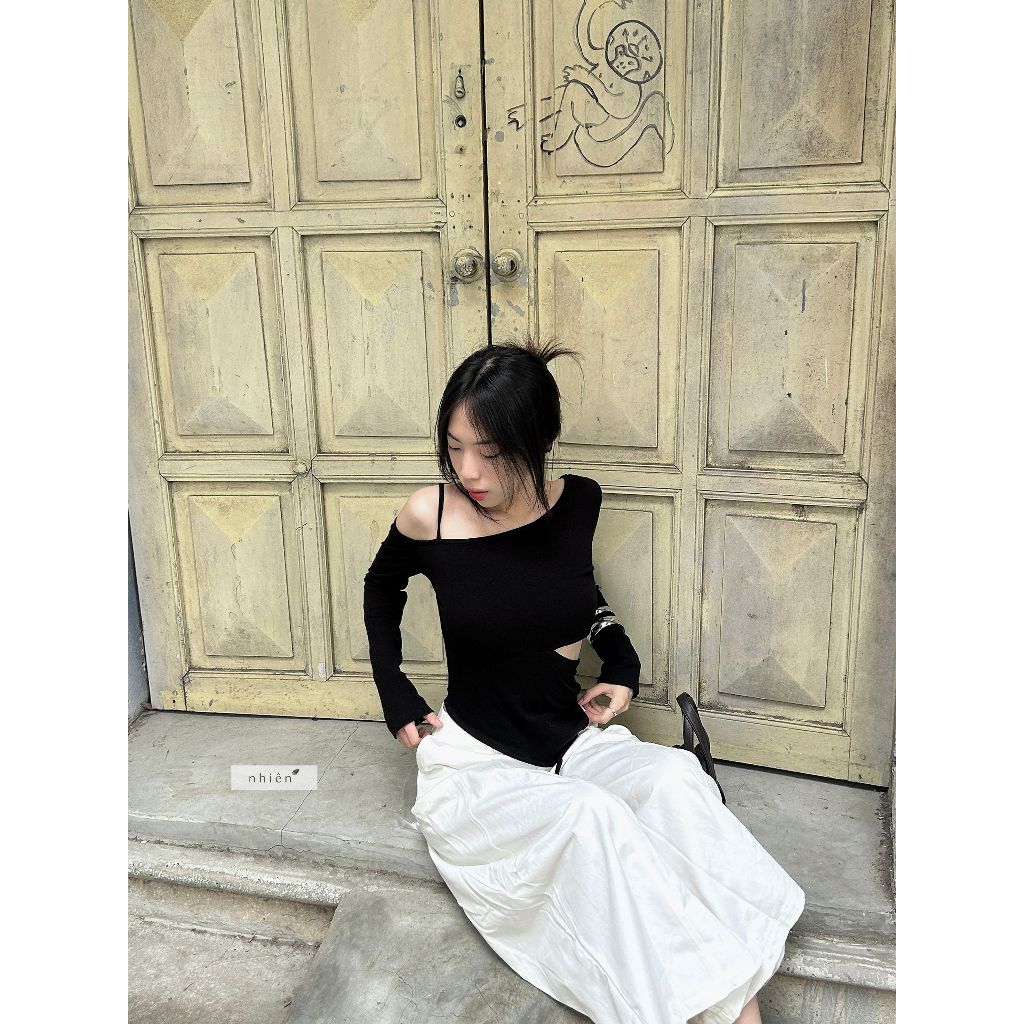 Nhien Vintage Volibear Top (Pre-order)