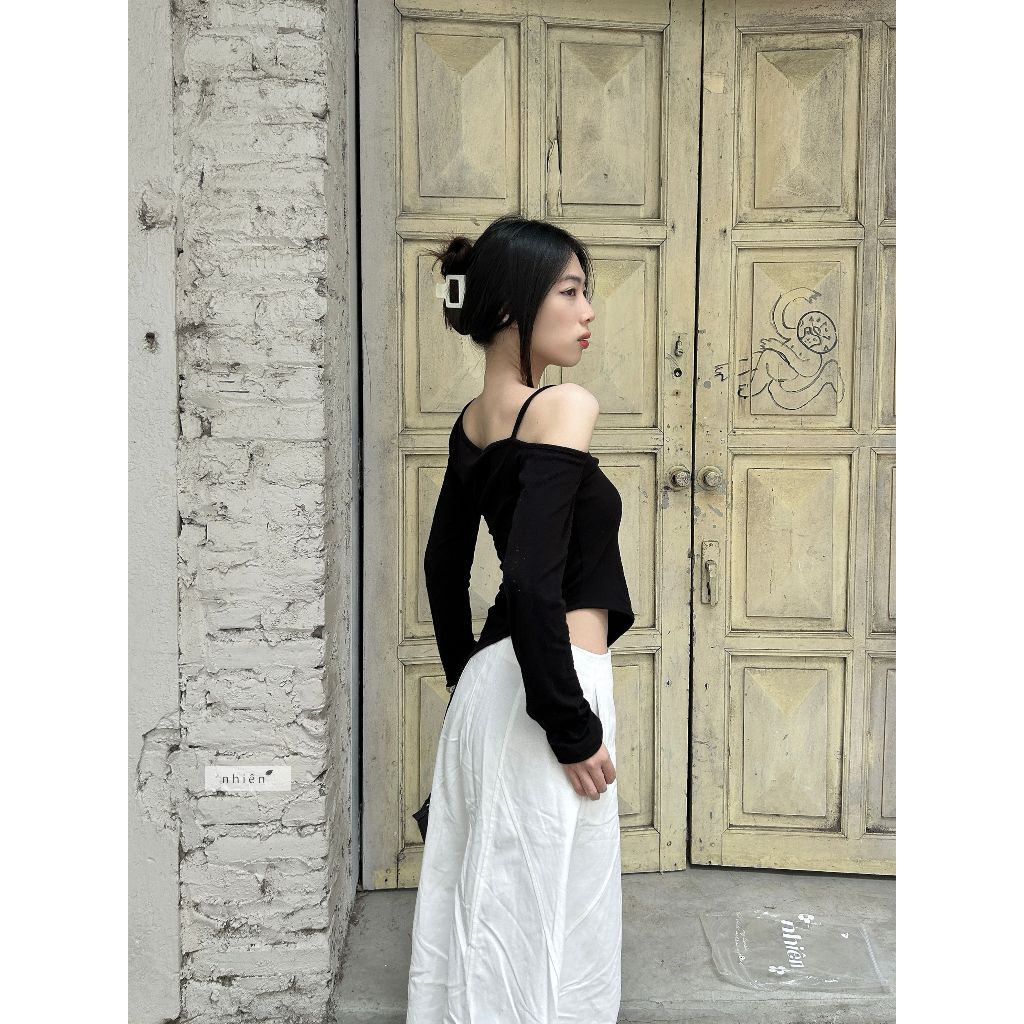 Nhien Vintage Volibear Top (Pre-order)