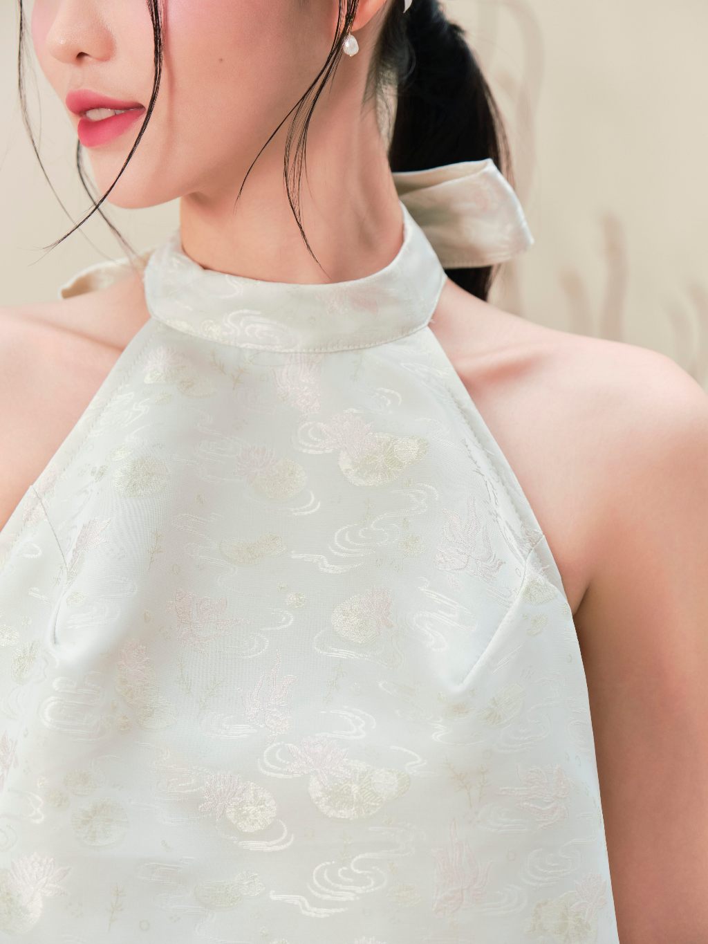 Mieufashionista Back Bow Halter Top Nha Yen