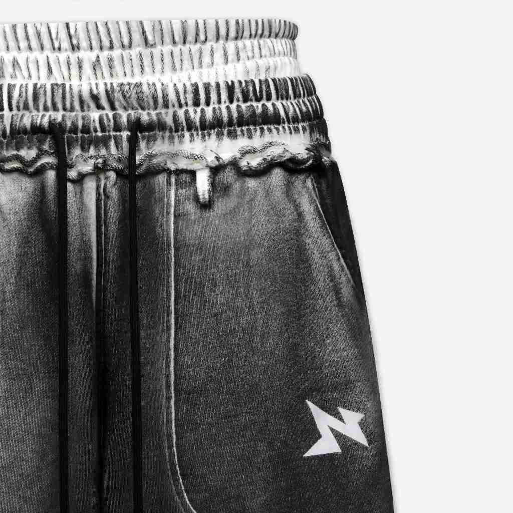 Now Saigon 2Waist Spray Sweatshorts