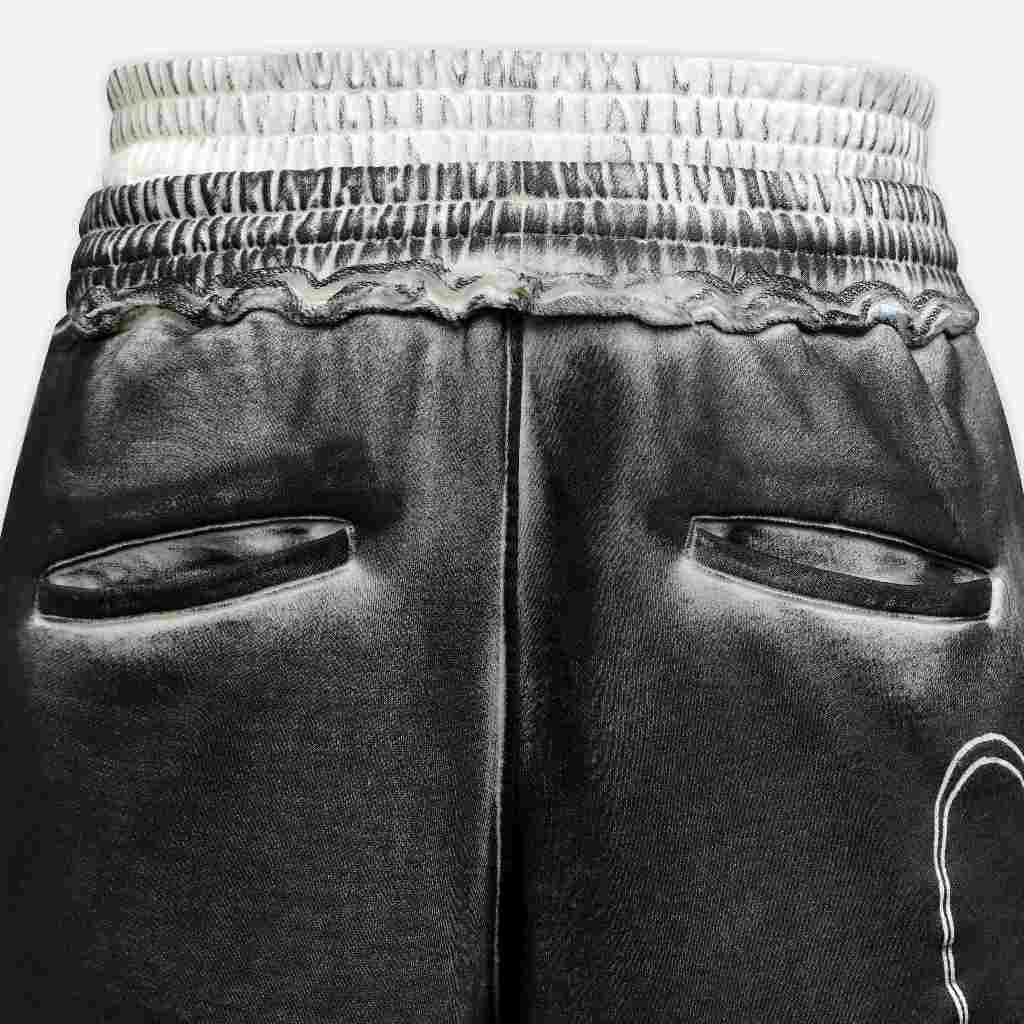 Now Saigon 2Waist Spray Sweatshorts