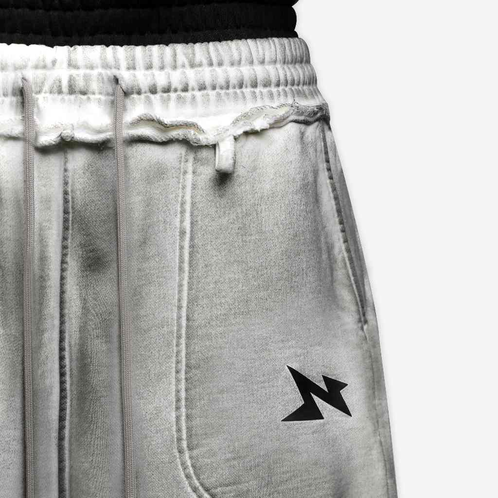Now Saigon 2Waist Spray Sweatshorts