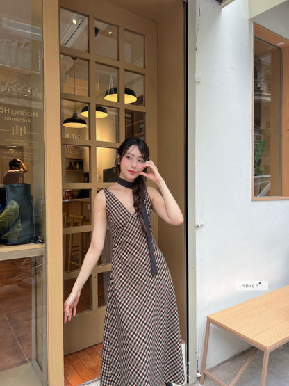 Nhiên Vintage Maxi Dress