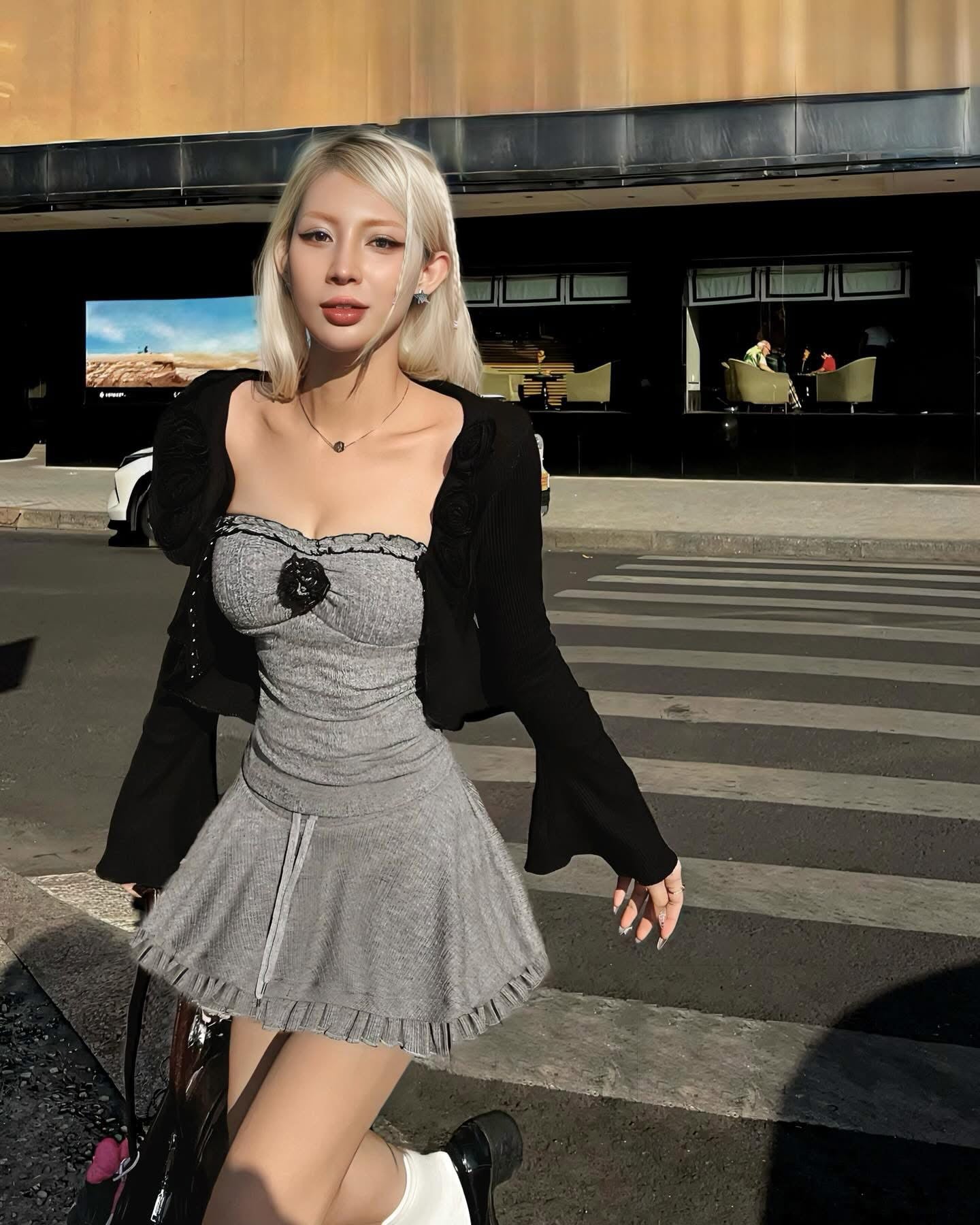 The Fance Selenia Top