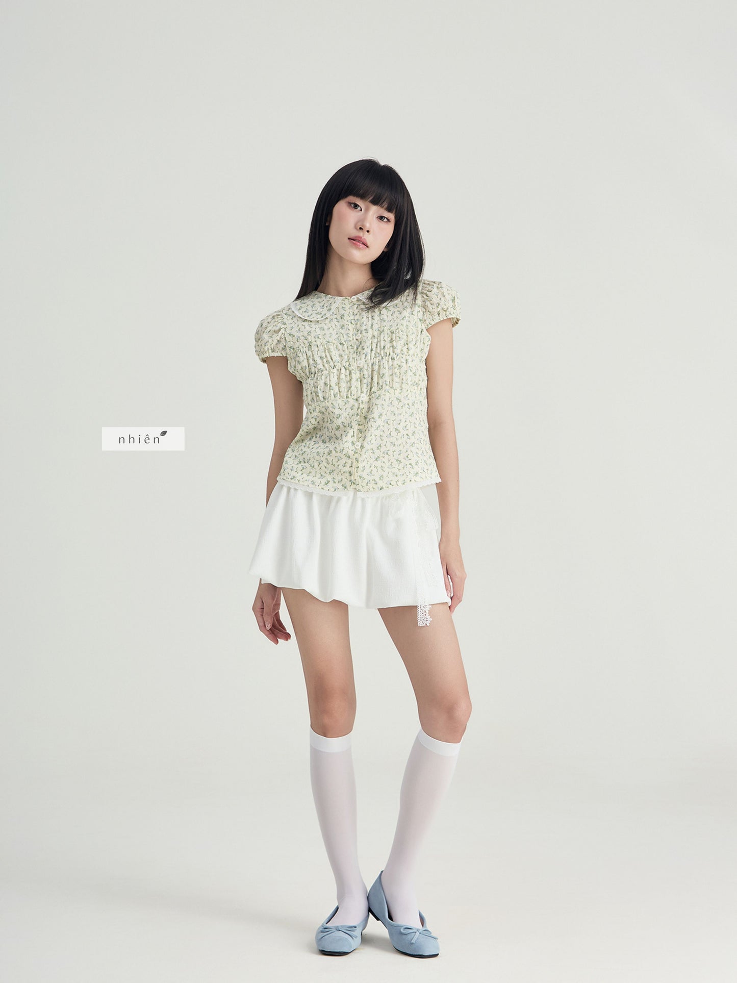 Nhien Vintage Daisy Top (Pre-order)