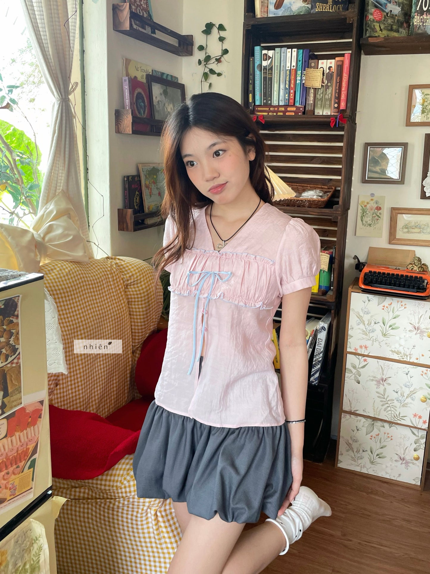 Nhien Vintage Pinky Top (Pre-order)