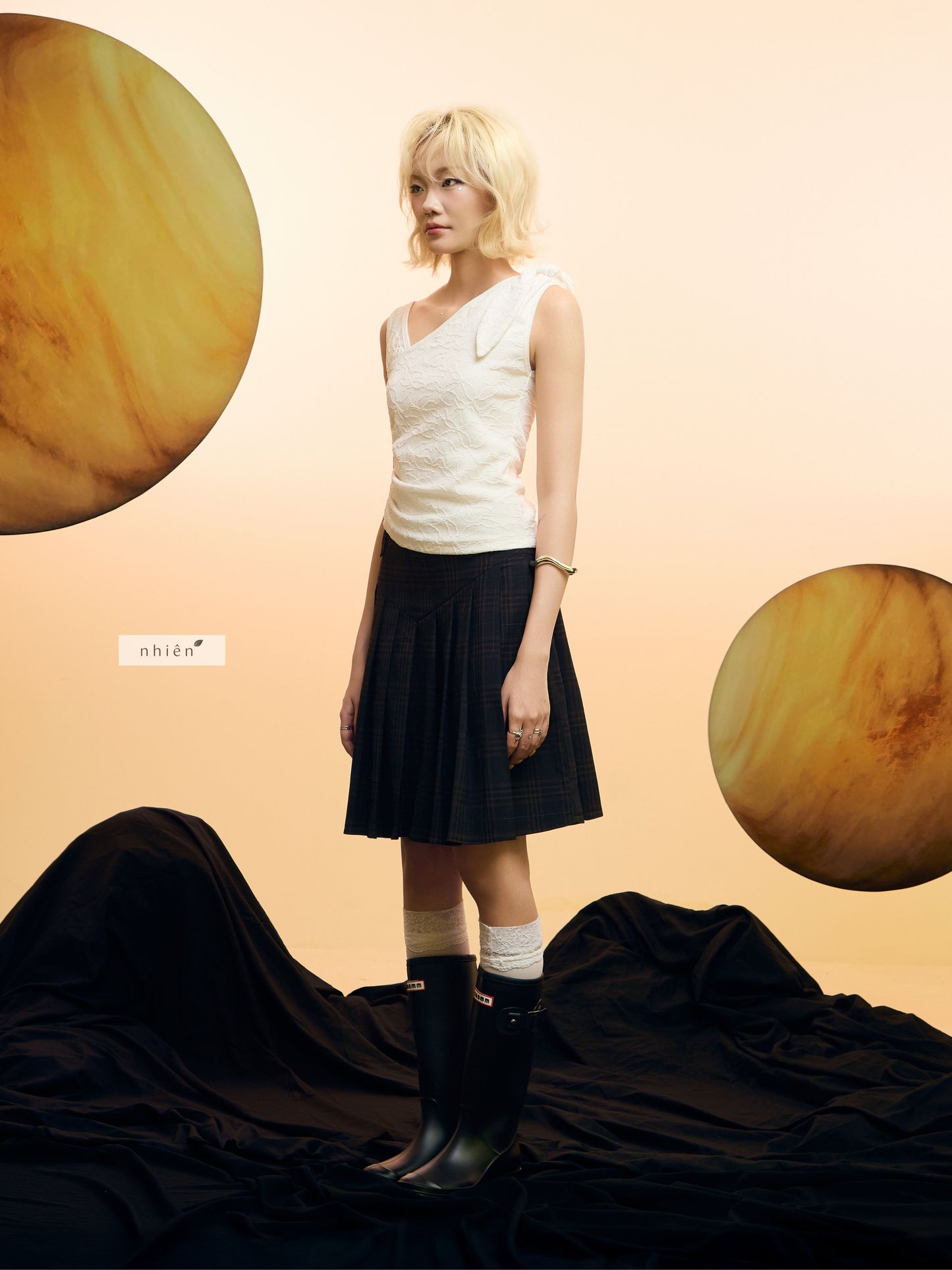 Nhien Vintage Riot Top