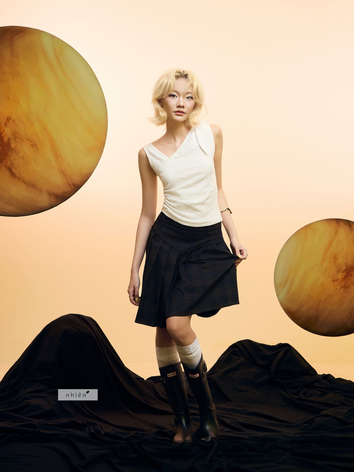 Nhien Vintage Riot Top