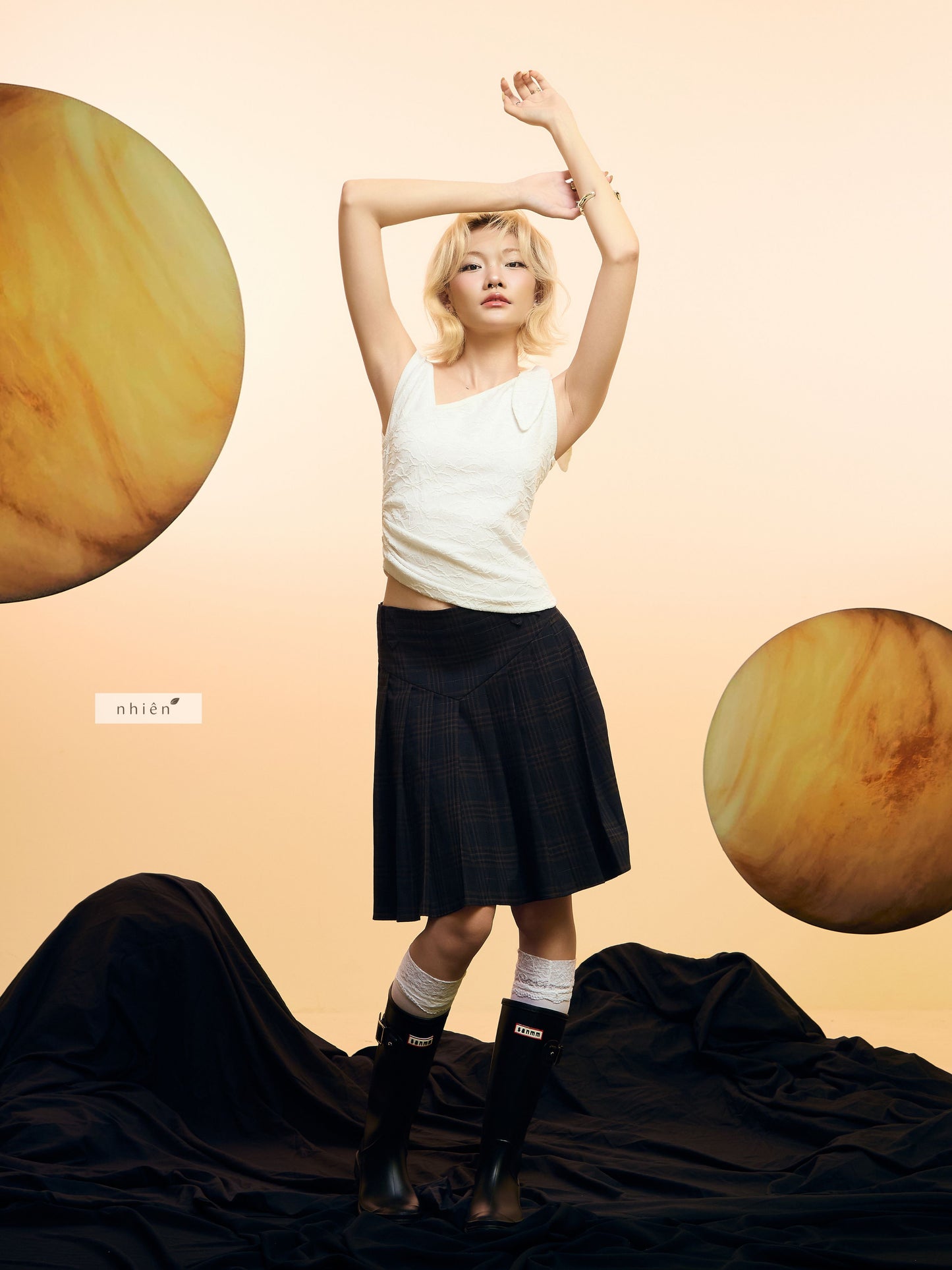 Nhien Vintage Riot Top