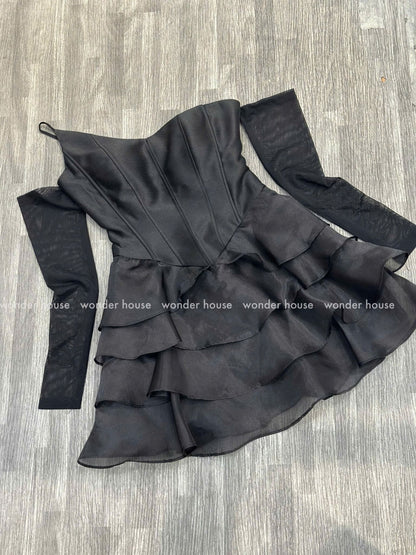 Wonderhouse Nina Dress (Pre-order)