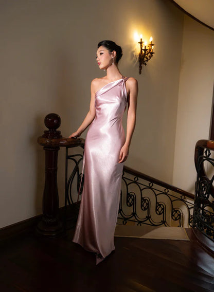 Kisserine Maven Dress (Pre-order)