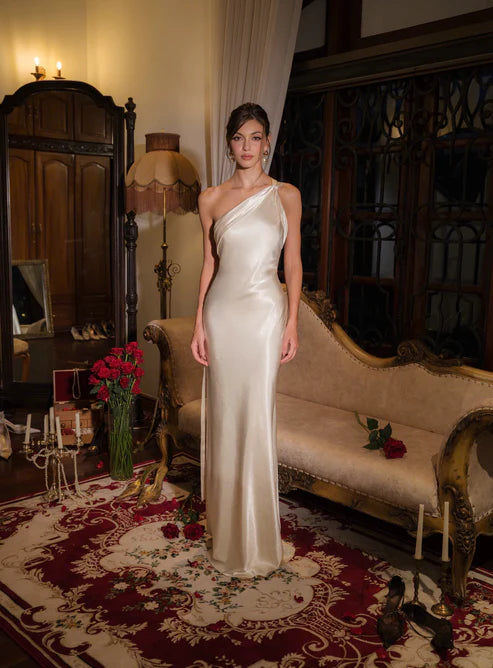 Kisserine Maven Dress (Pre-order)
