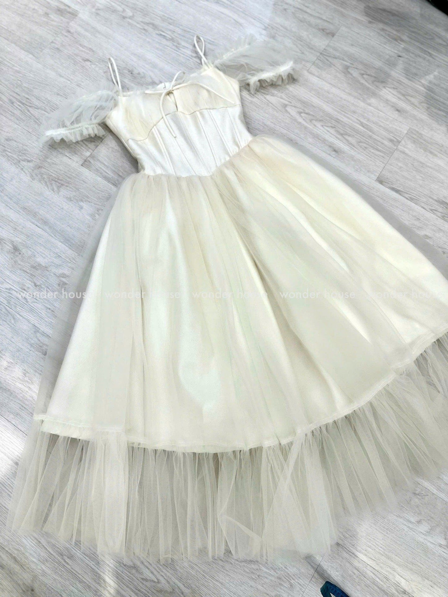 Wonderhouse Kathy Dress (Pre-order)