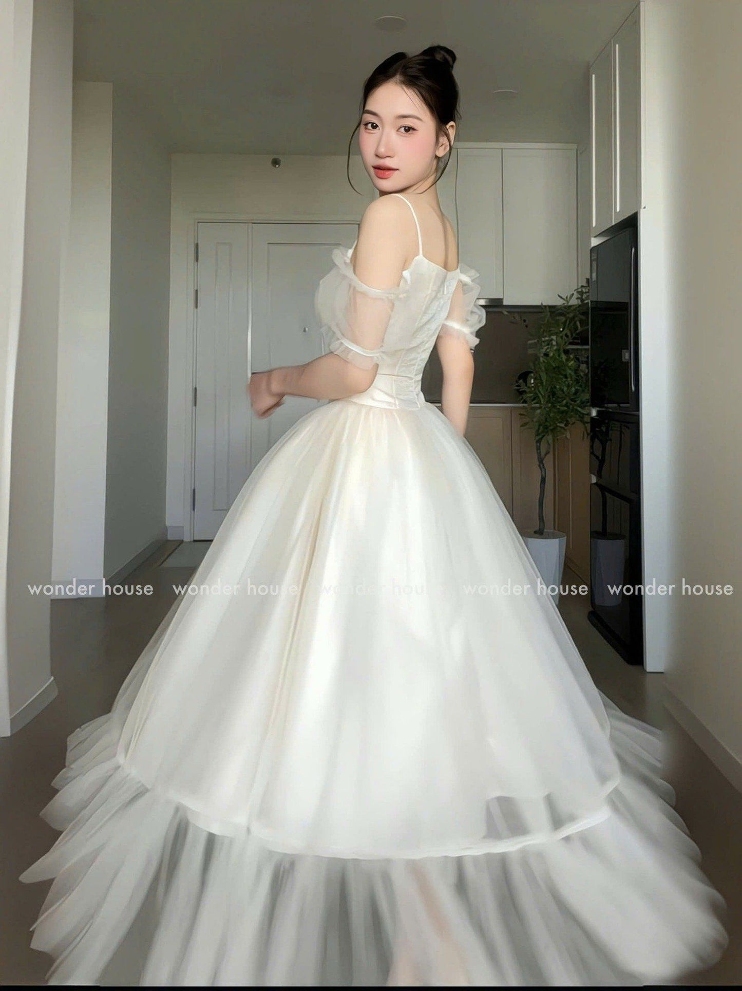 Wonderhouse Kathy Dress (Pre-order)